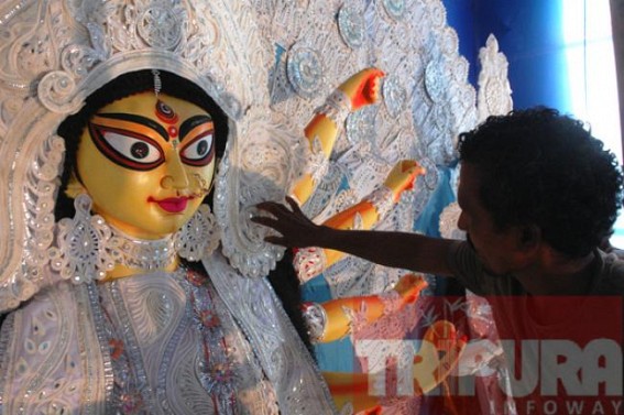 Durga puja begins with guard of honour at Durga bari